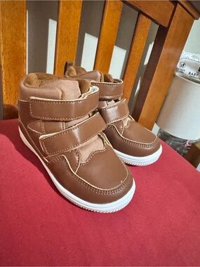 Kids Brown High-Top Velcro Sneakers